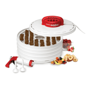 This food dehydrator is meant to be primarily used for drying meats, and that’s what it excels at. 